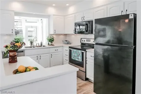 4125 Lakewood Boulevard Naples FL 34112