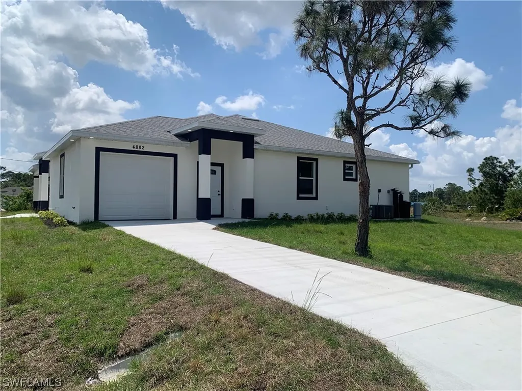 4882 Golfview Boulevard Lehigh Acres FL 33973