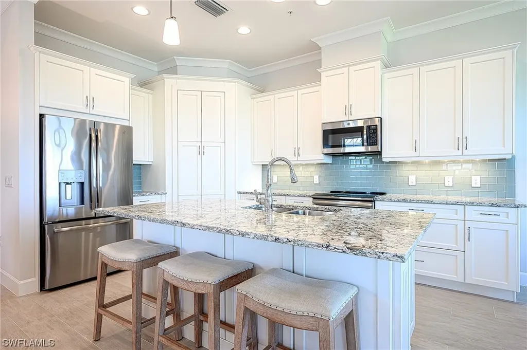 6529 Dominica Drive Naples FL 34113