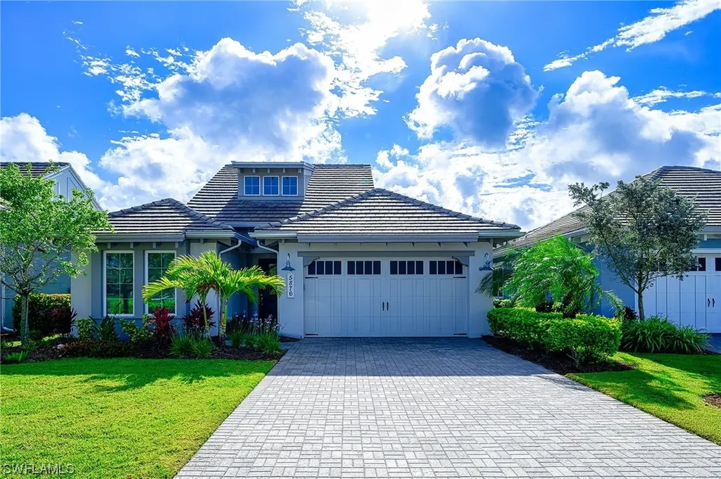5876 Antigua Way Naples FL 34113