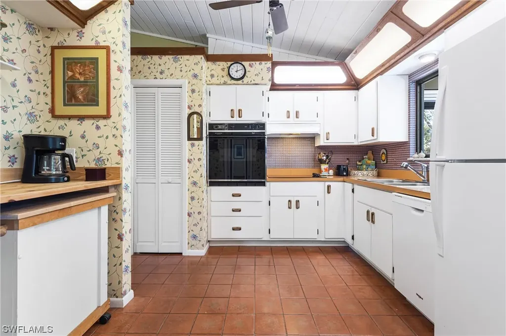 647 Rabbit Road Sanibel FL 33957