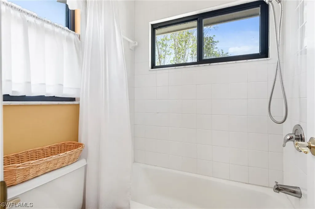 647 Rabbit Road Sanibel FL 33957