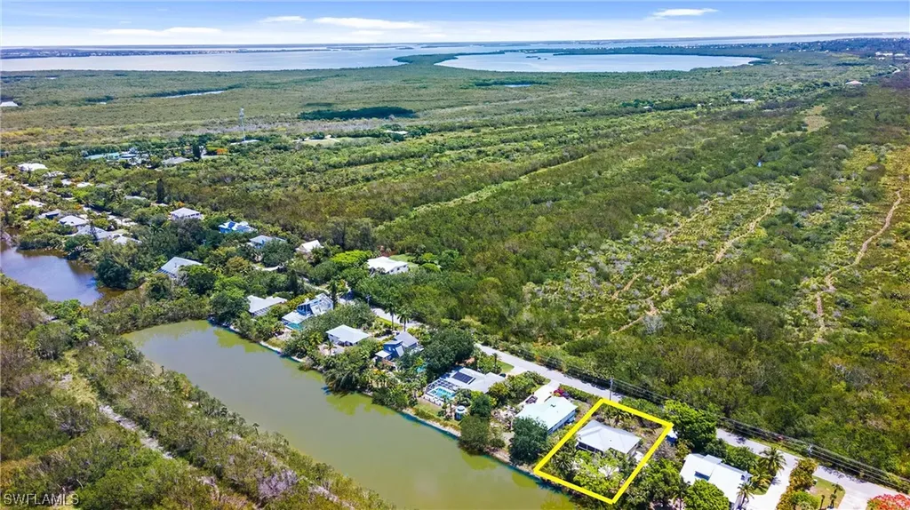 647 Rabbit Road Sanibel FL 33957