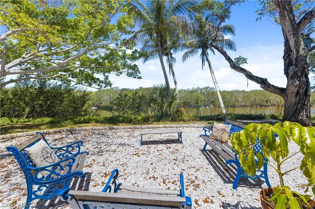 647 Rabbit Road Sanibel FL 33957