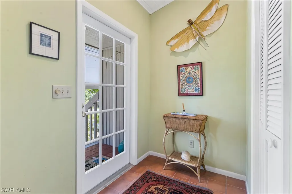 647 Rabbit Road Sanibel FL 33957