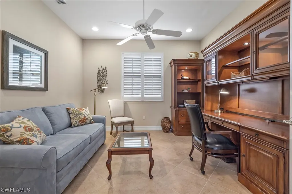 6791 Del Mar Terrace Naples FL 34105