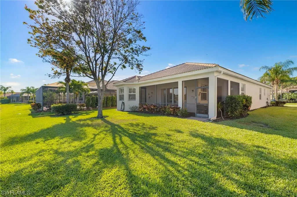 6791 Del Mar Terrace Naples FL 34105