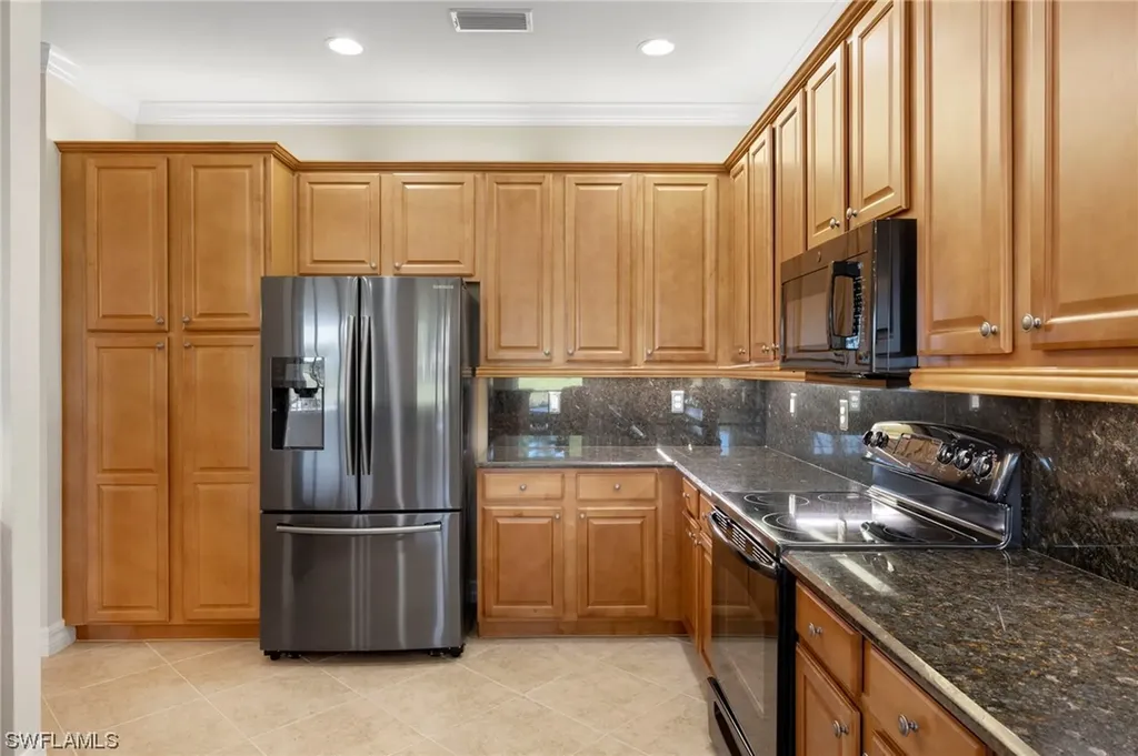 6791 Del Mar Terrace Naples FL 34105
