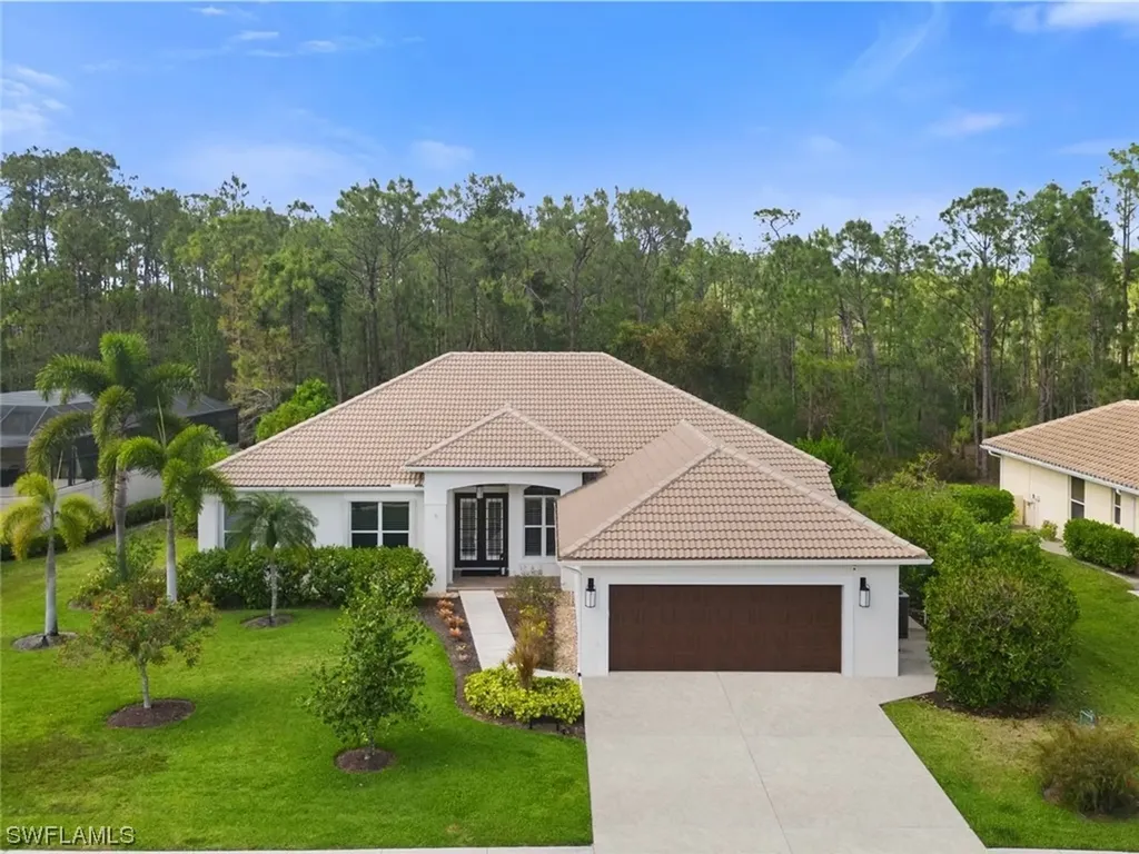 Naples FL, 8117 Lowbank Drive