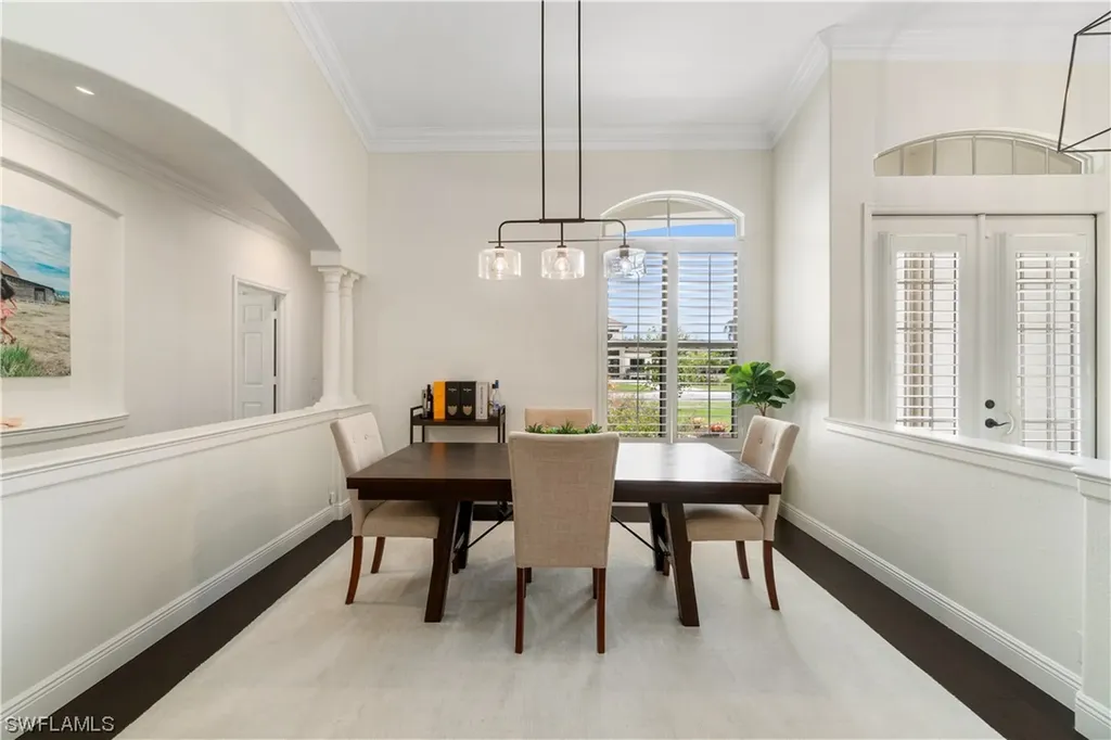 8117 Lowbank Drive Naples FL 34109