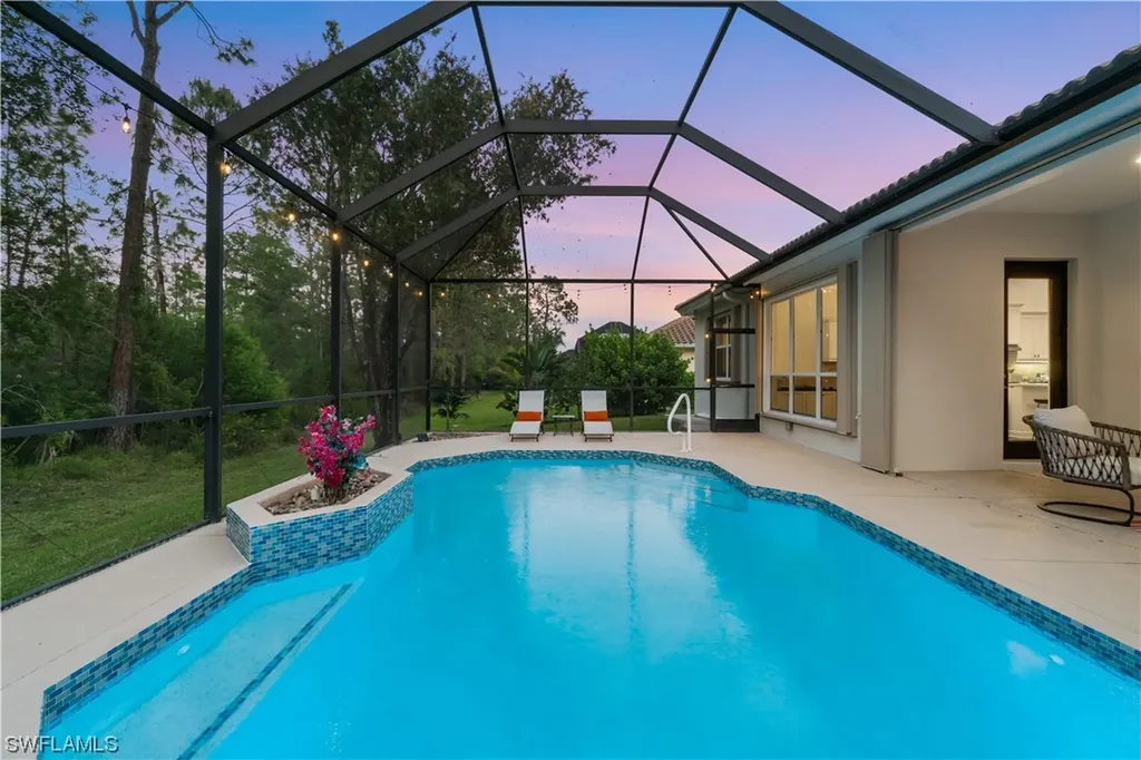 8117 Lowbank Drive Naples FL 34109