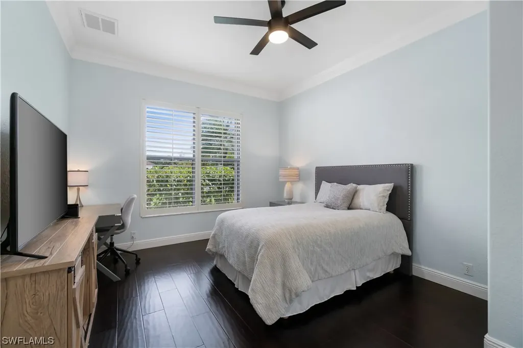 8117 Lowbank Drive Naples FL 34109