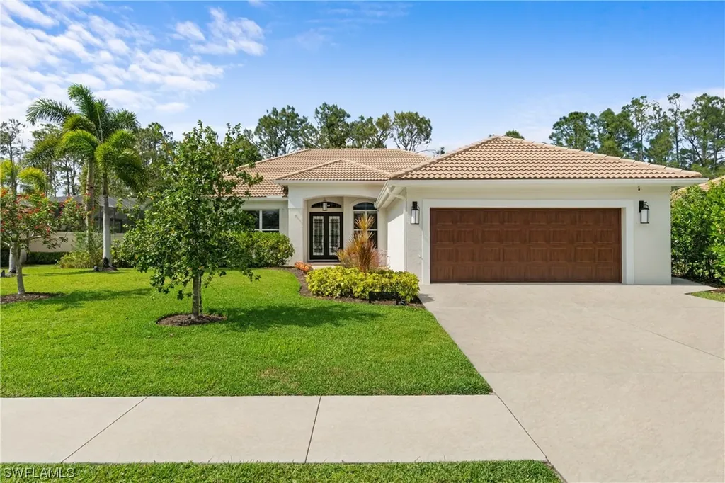 8117 Lowbank Drive Naples FL 34109