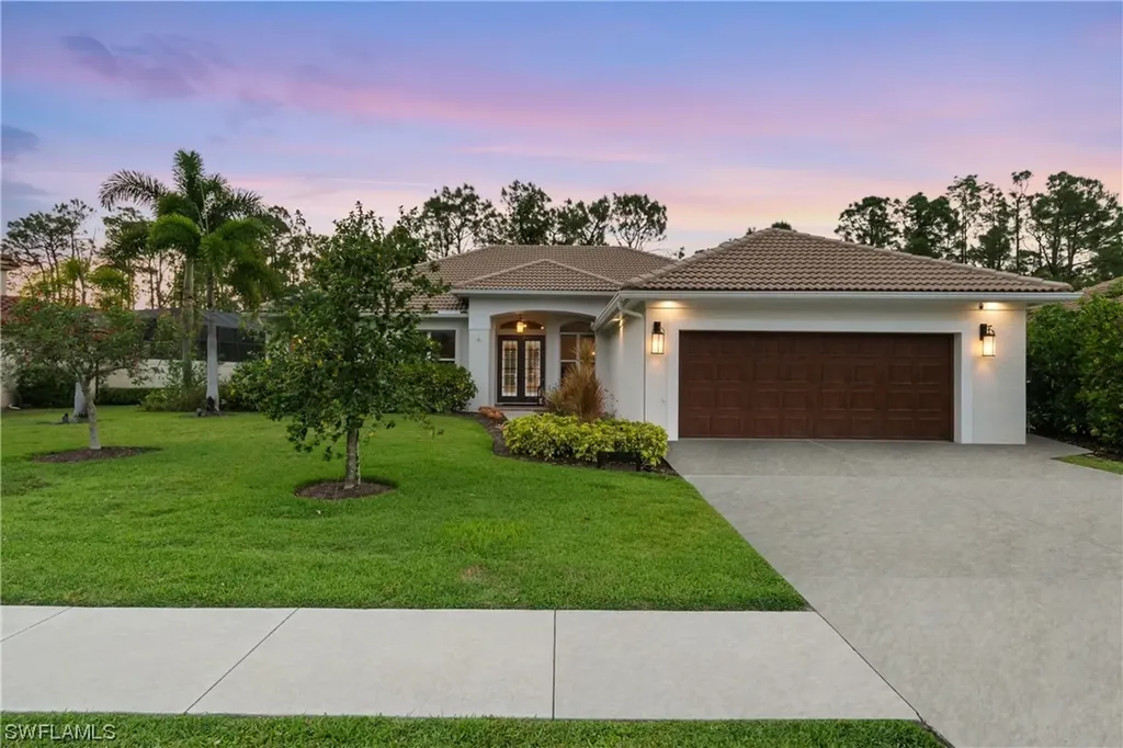 8117 Lowbank Drive Naples FL 34109