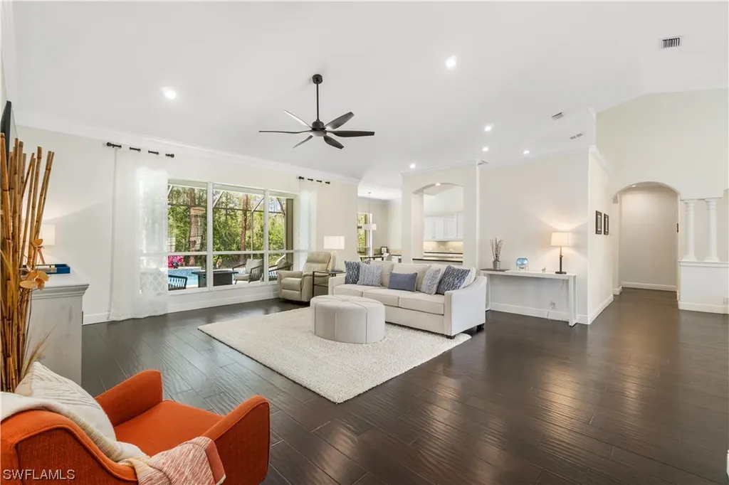 8117 Lowbank Drive Naples FL 34109