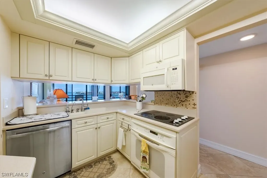 1085 Bald Eagle Drive Marco Island FL 34145
