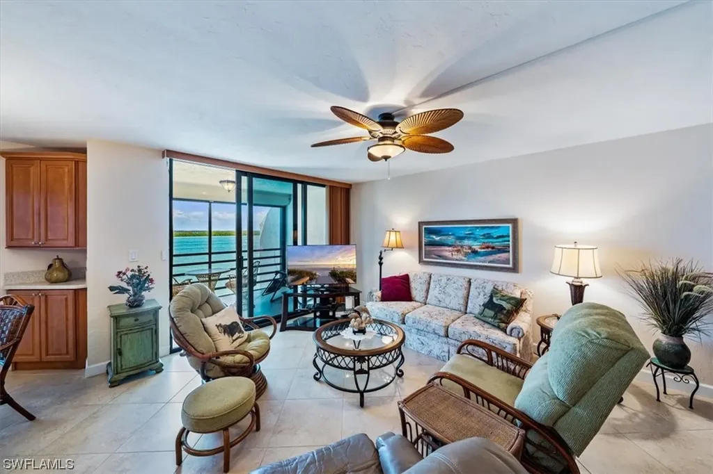 1085 Bald Eagle Drive Marco Island FL 34145