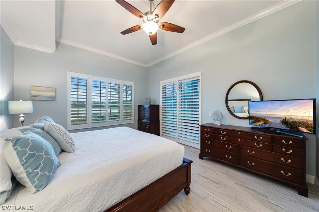 9231 Tesoro Lane Naples FL 34114