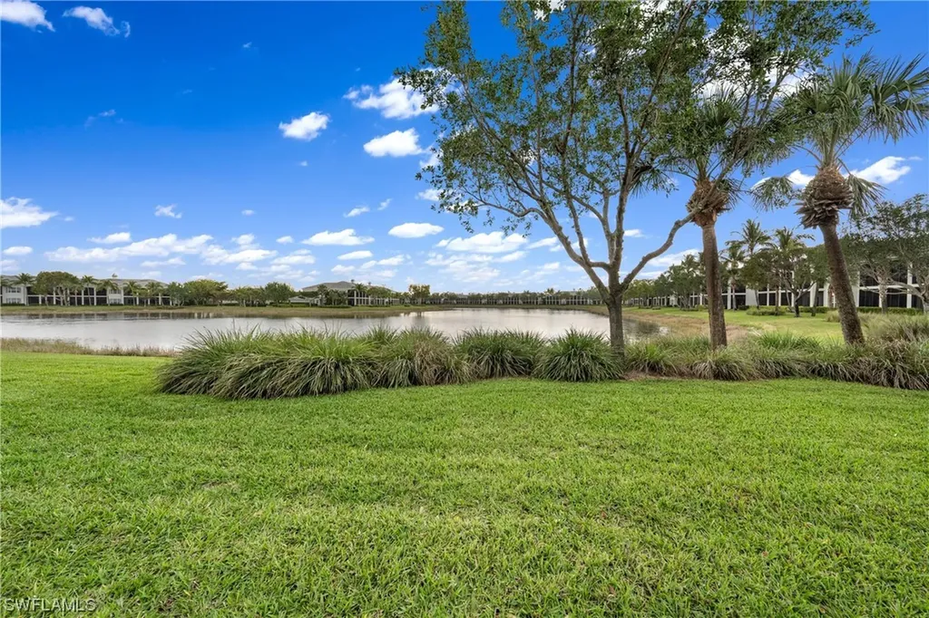 9231 Tesoro Lane Naples FL 34114