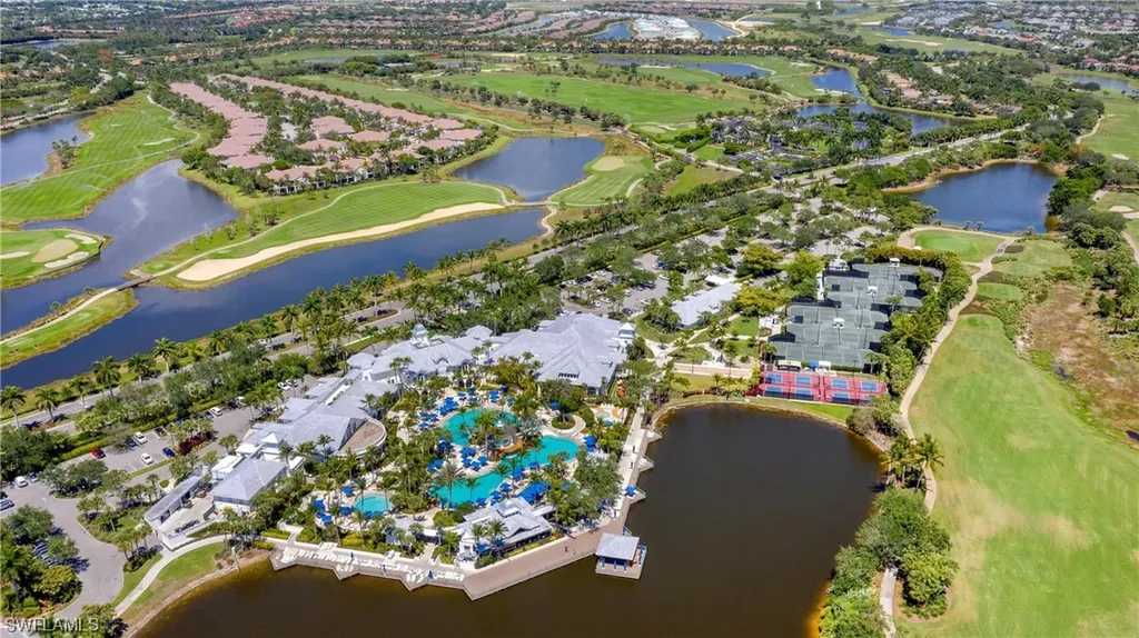 9231 Tesoro Lane Naples FL 34114