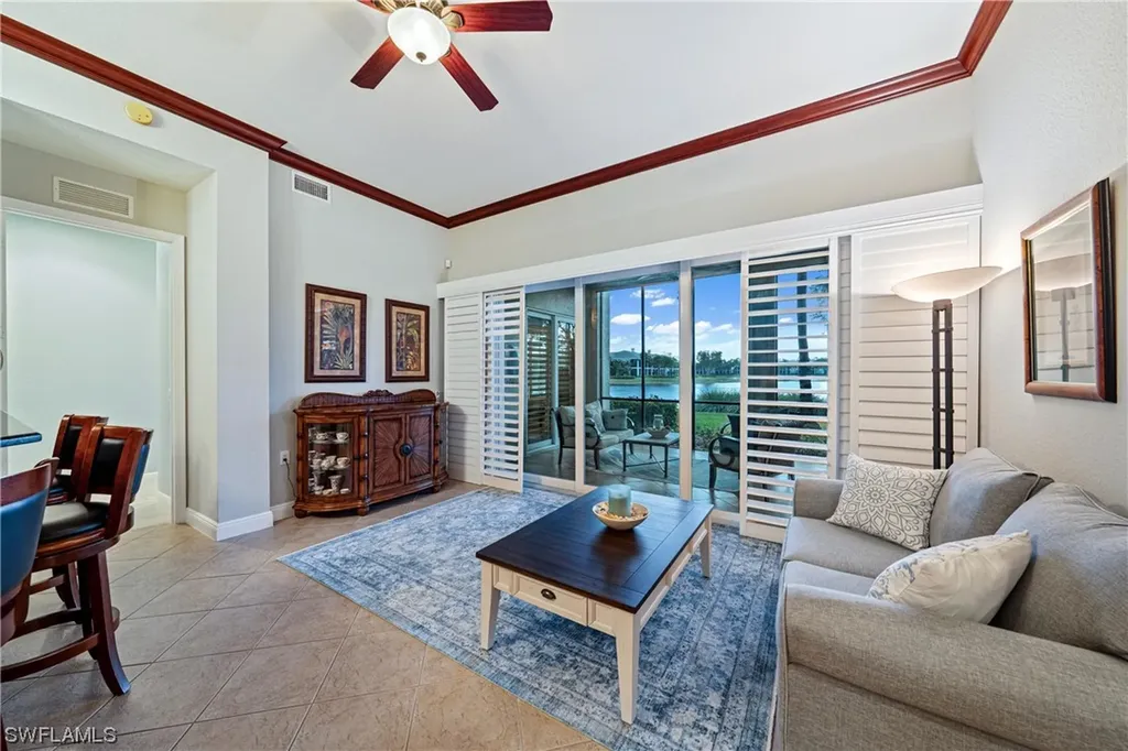 9231 Tesoro Lane Naples FL 34114