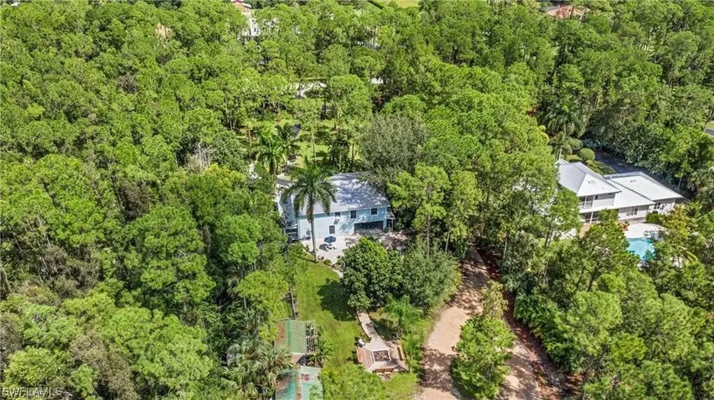 5860 Golden Oaks Lane Naples FL 34119