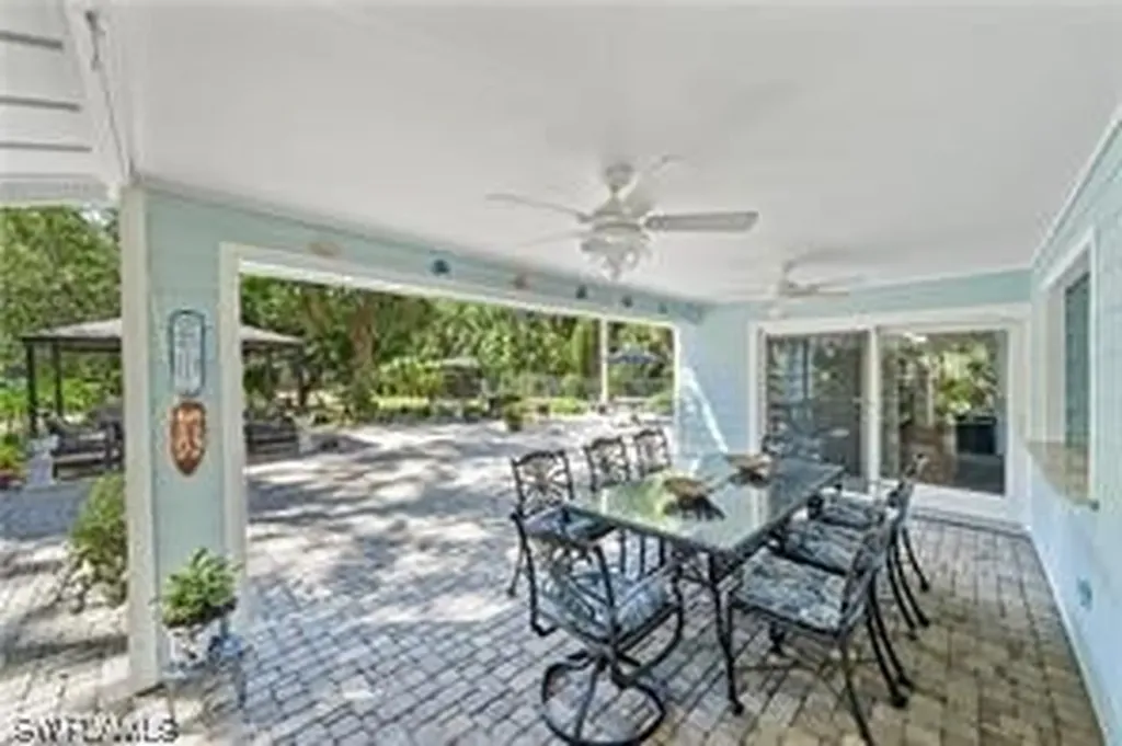 5860 Golden Oaks Lane Naples FL 34119