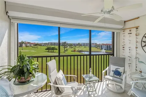 57 High Point Circle W Naples FL 34103