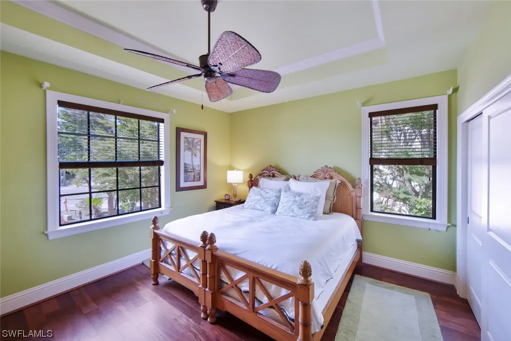 1352 Eagle Run Drive Sanibel FL 33957