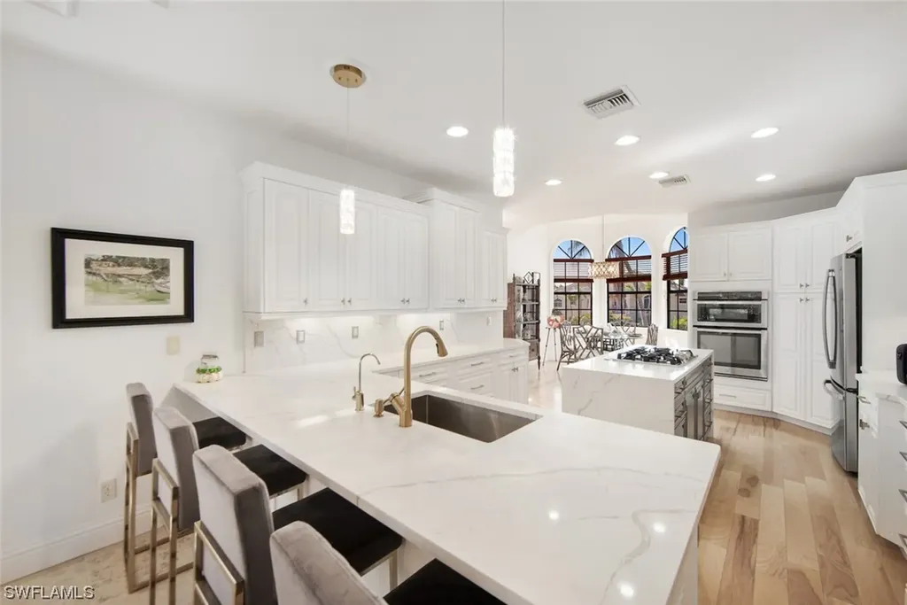 1352 Eagle Run Drive Sanibel FL 33957