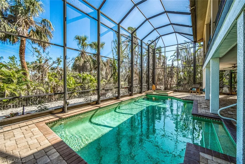 1352 Eagle Run Drive Sanibel FL 33957