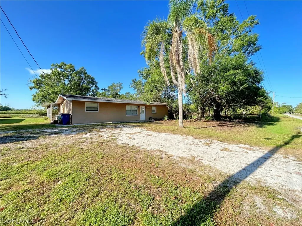 10690 Martha Street Fort Myers FL 33905