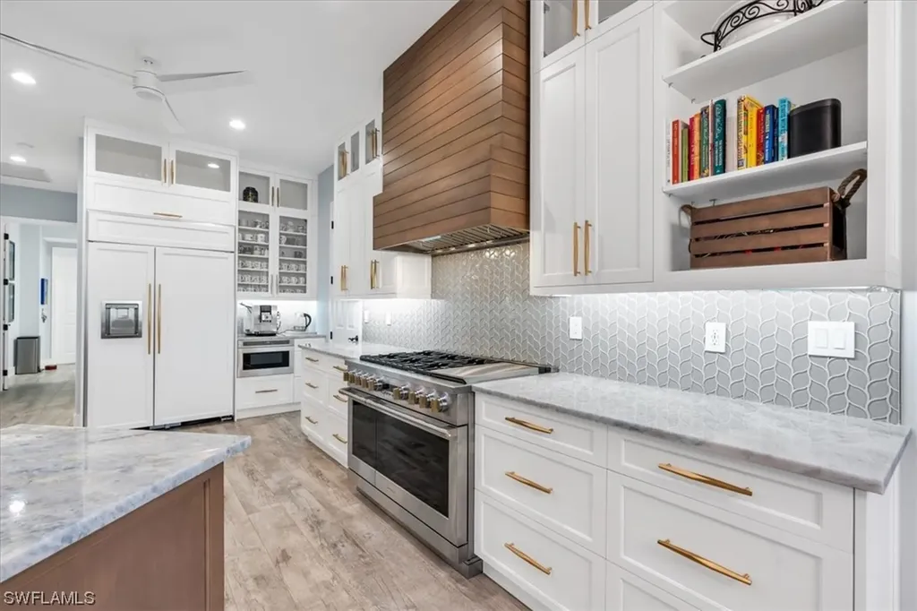 5250 Kensington High Street Naples FL 34105