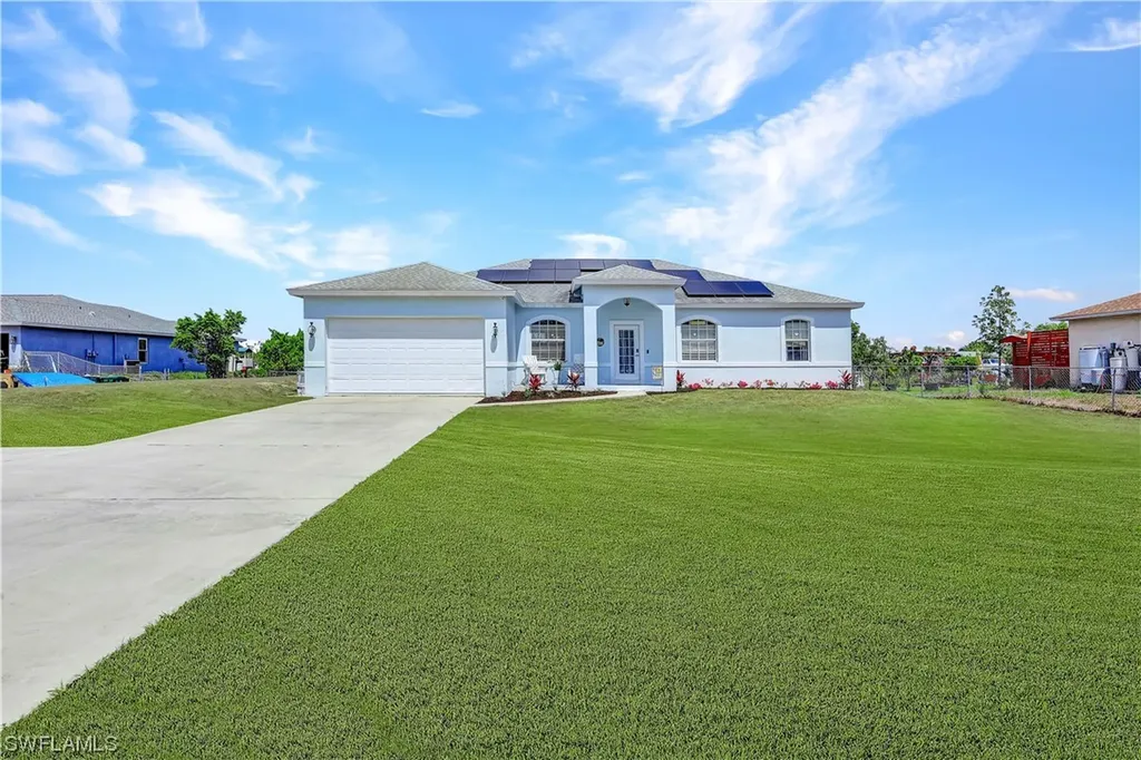 2525 39th Avenue NE Naples FL 34120