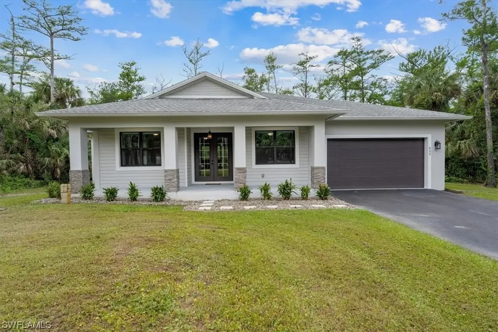 Naples FL, 622 20TH Avenue NW