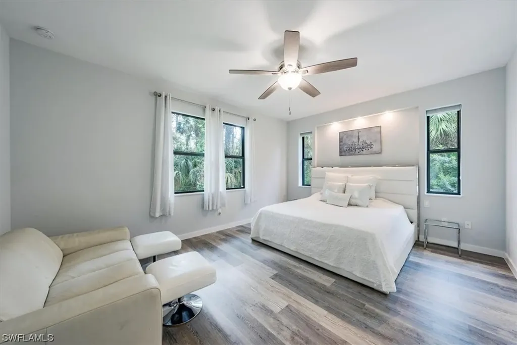 622 20th Avenue NW Naples FL 34120