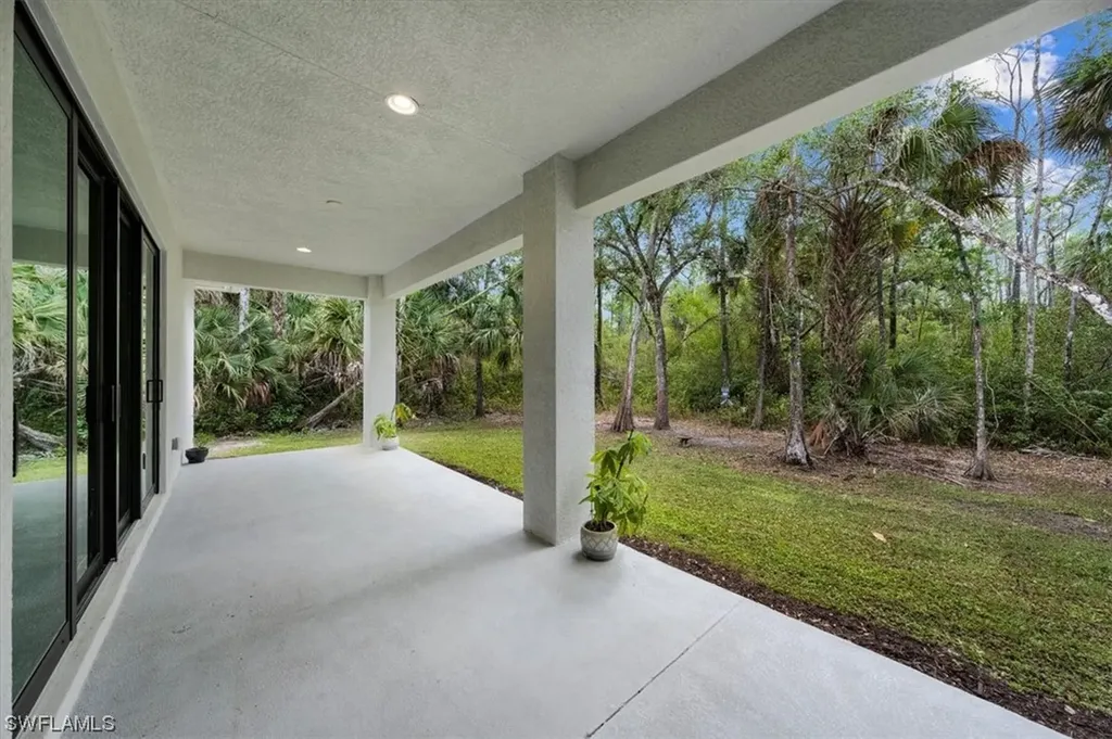 622 20th Avenue NW Naples FL 34120