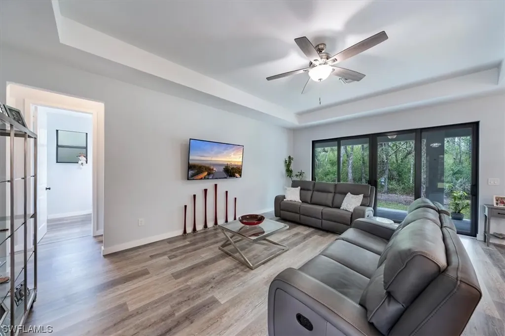 622 20th Avenue NW Naples FL 34120