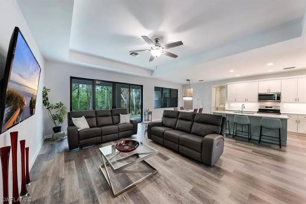 622 20th Avenue NW Naples FL 34120