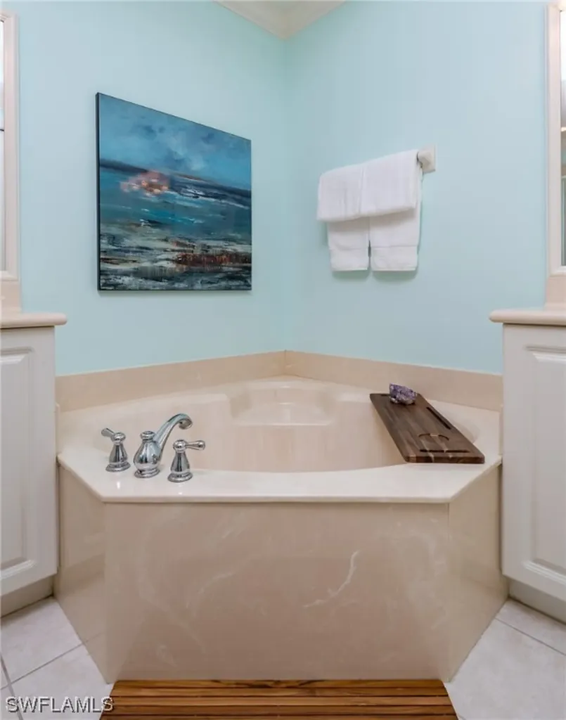 1355 Mariposa Circle Naples FL 34105