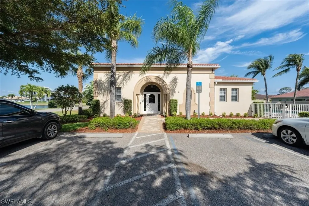 25110 Divot Drive Bonita Springs FL 34135
