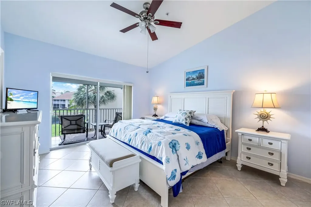 2347 Hidden Lake Court Naples FL 34112