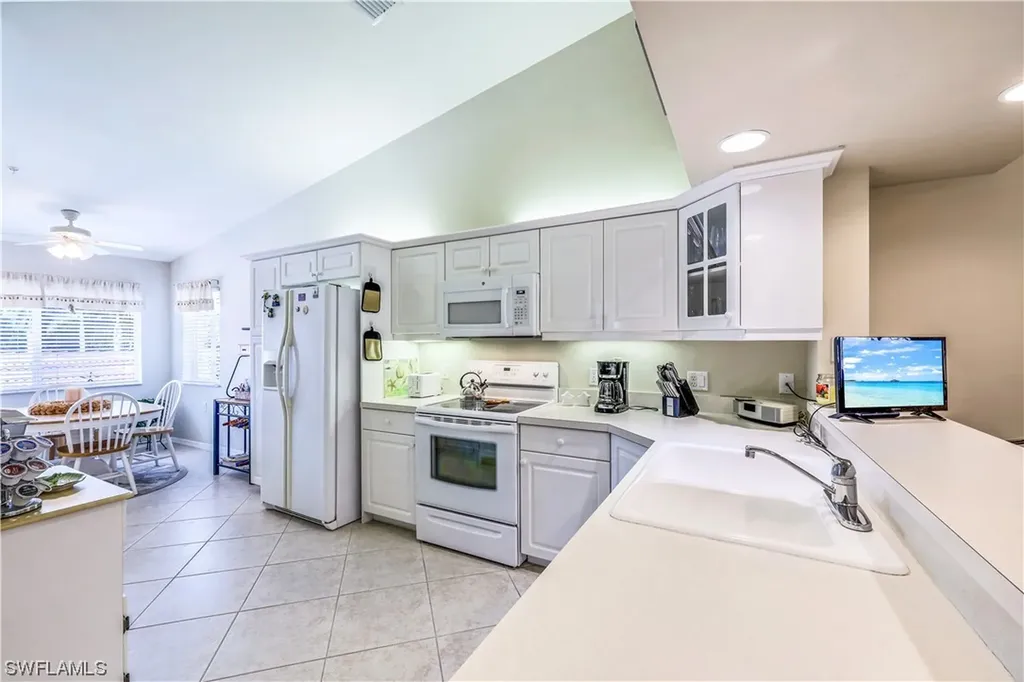 2347 Hidden Lake Court Naples FL 34112