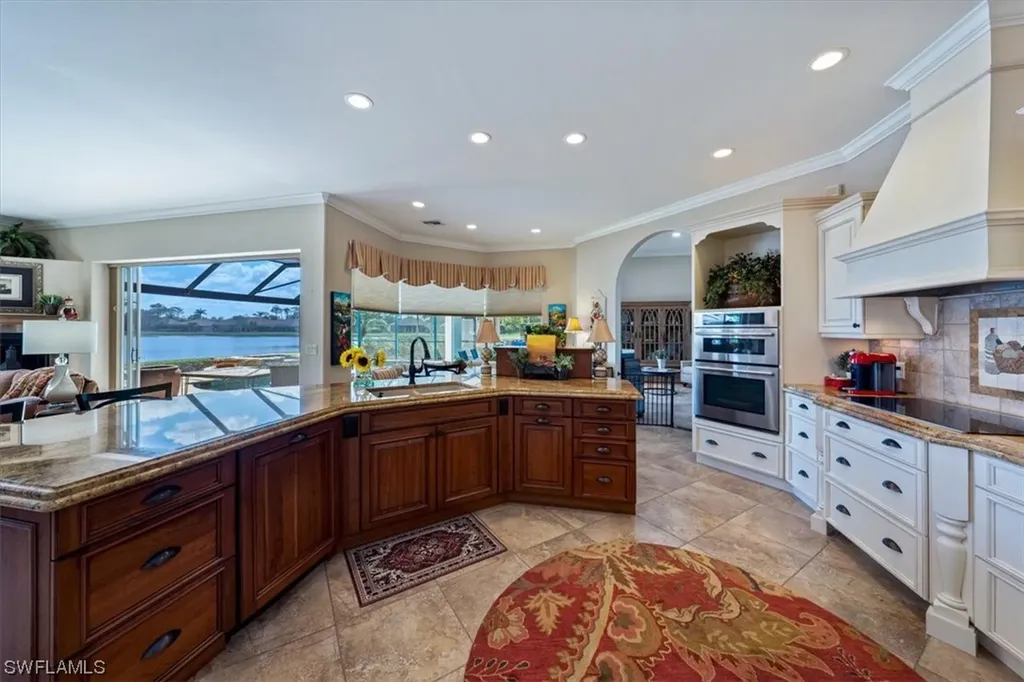 2039 Castle Garden Lane Naples FL 34110