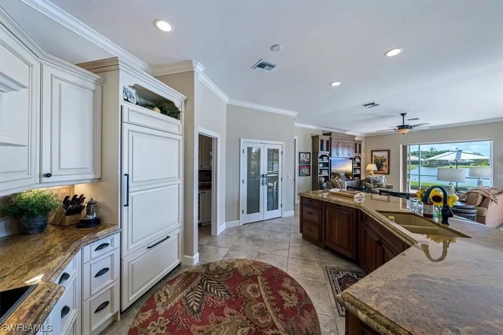 2039 Castle Garden Lane Naples FL 34110