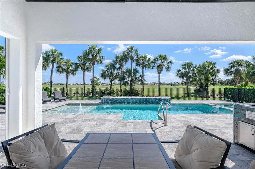 Naples FL, 8985 Bahama Swallow Way