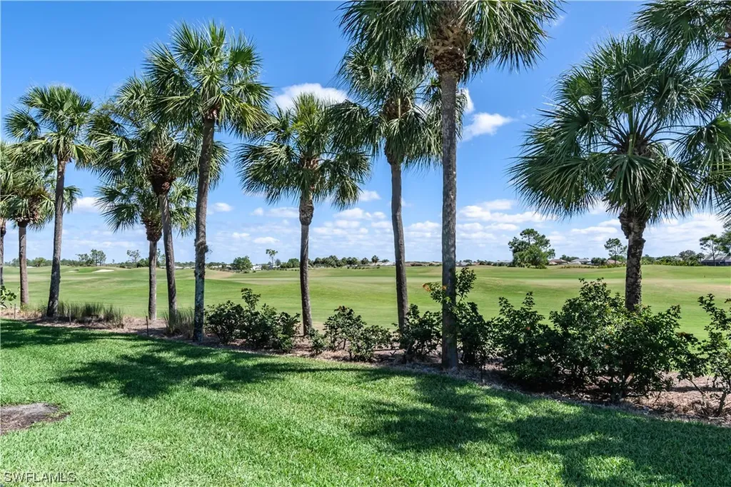 8985 Bahama Swallow Way Naples FL 34120
