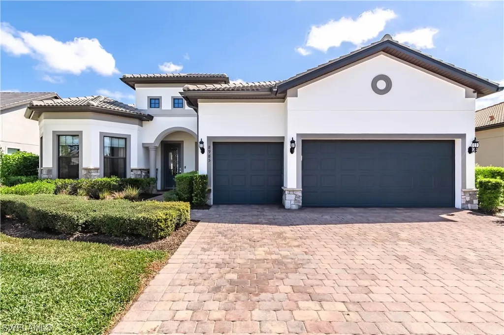 8985 Bahama Swallow Way Naples FL 34120