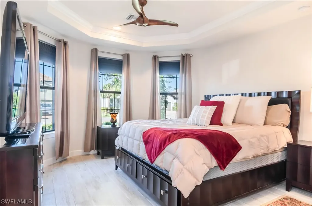 8985 Bahama Swallow Way Naples FL 34120