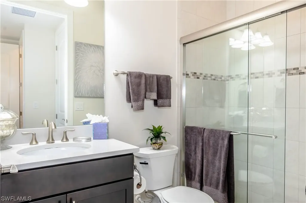 8985 Bahama Swallow Way Naples FL 34120